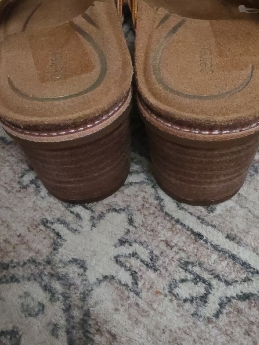 NWT Aetrex Women's Size 10 Brown Leather Slide Sandals with Decorative Buckle. - Picture 4 of 8